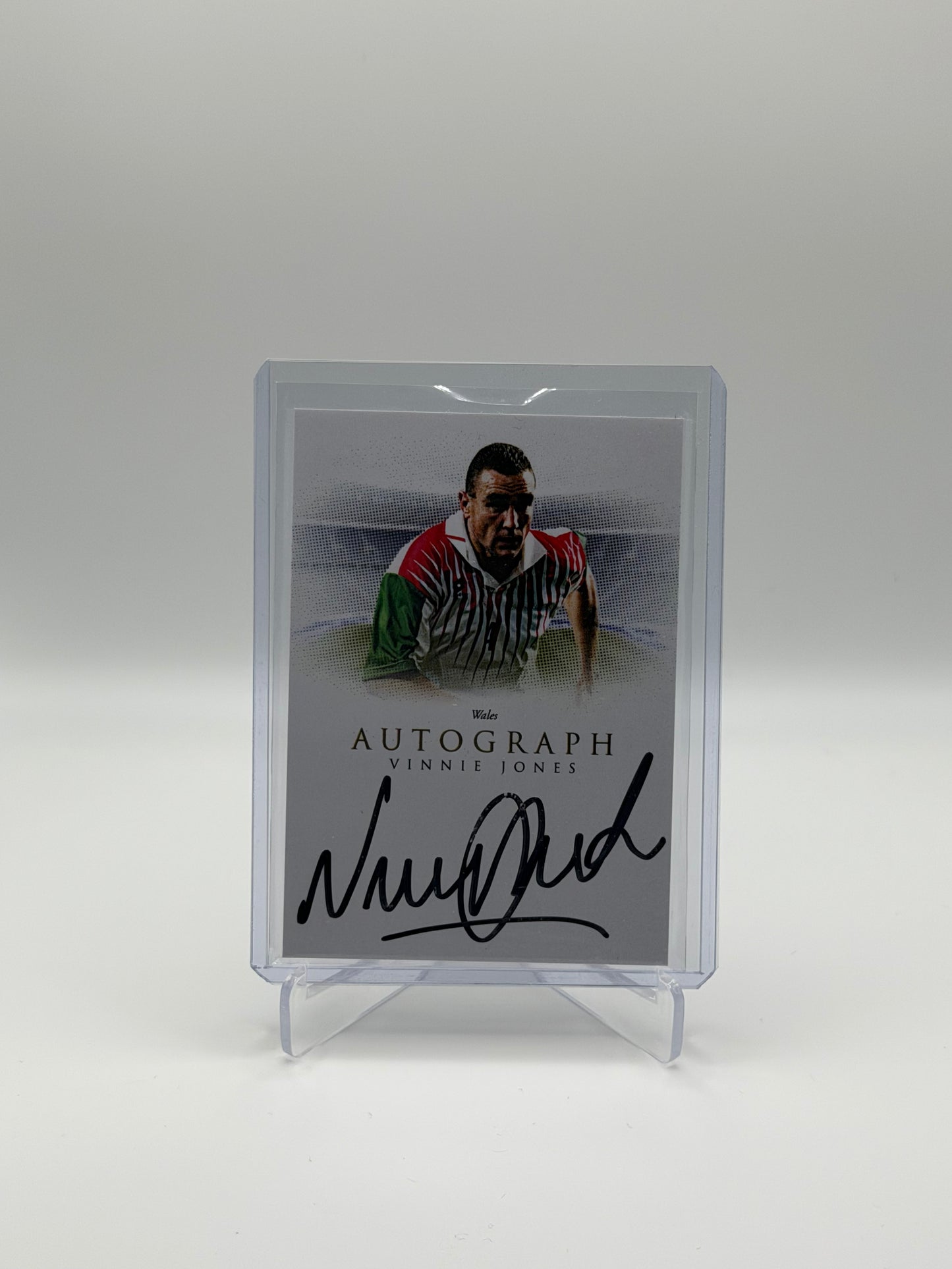 Vinnie Jones Auto /9 - Futera Unique 2023